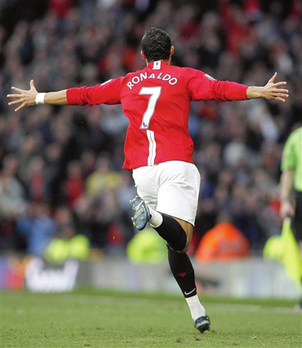 里昂的表现 里昂的表现