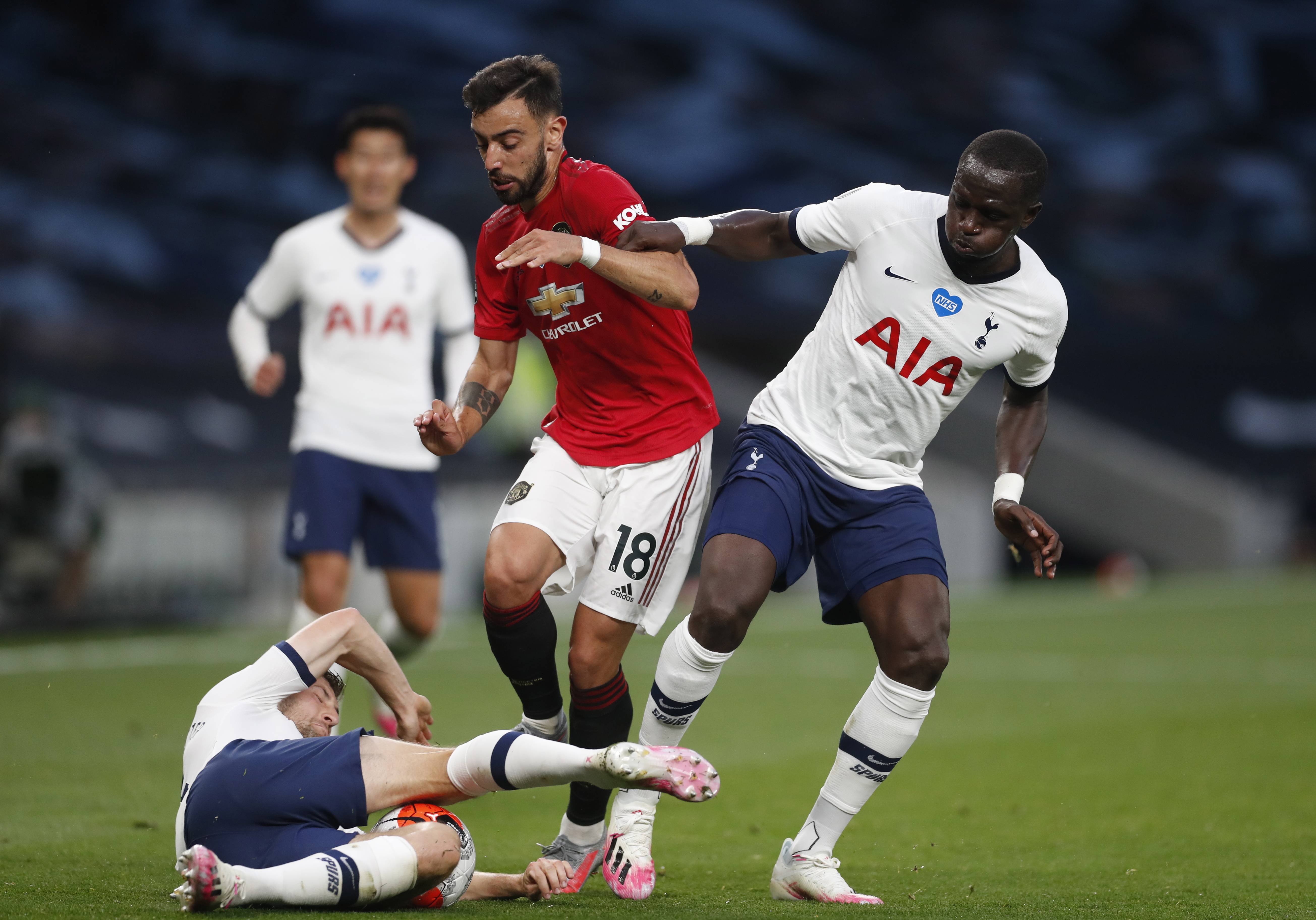 了球队的中 了球队的中