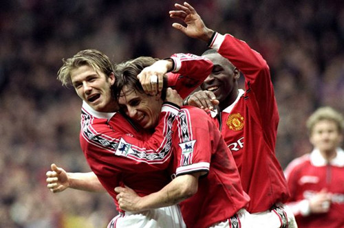 爾的评论揭 爾的评论揭